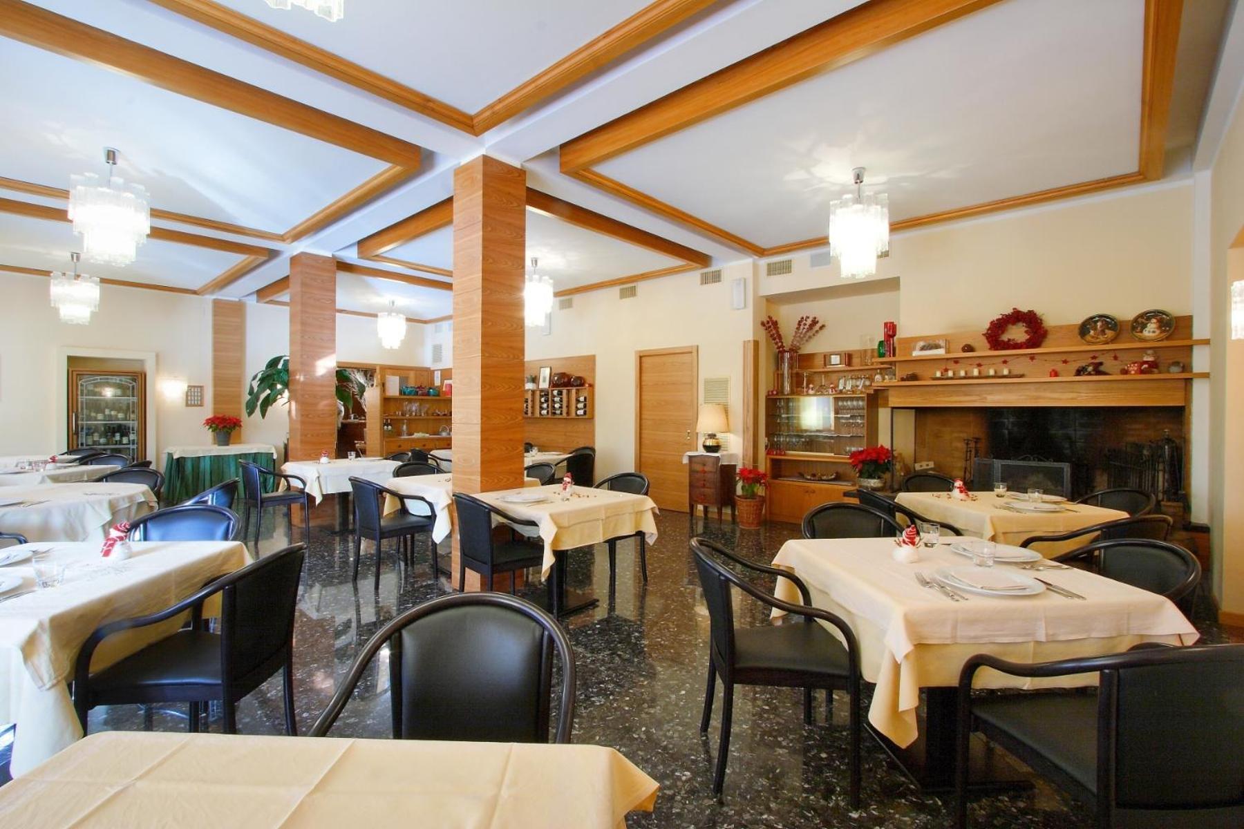 Hotel Centro Benessere Gardel Arta Terme Eksteriør bilde