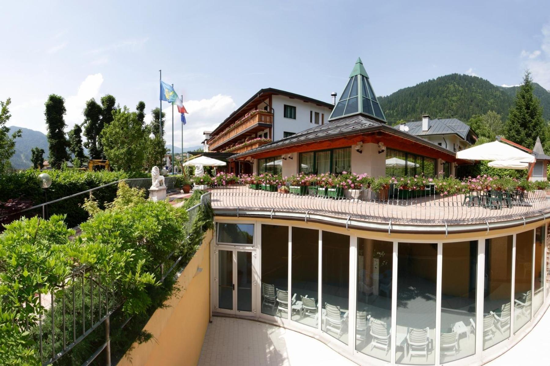 Hotel Centro Benessere Gardel Arta Terme Eksteriør bilde